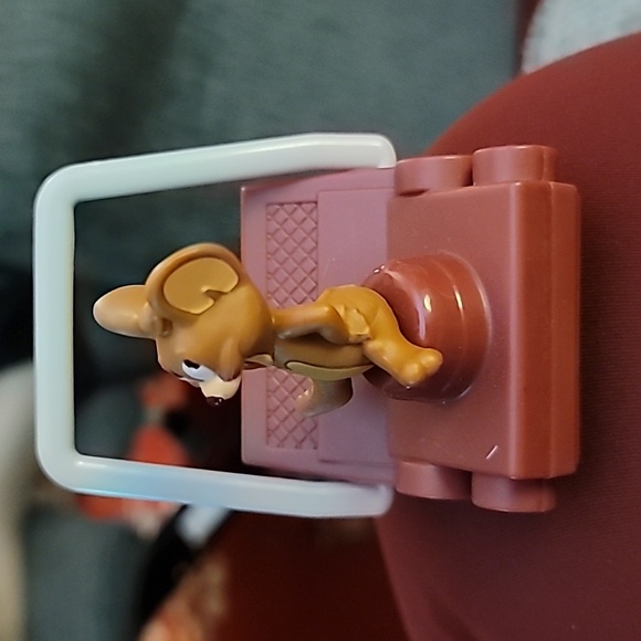 McDonalds Canada 2021 Tom & Jerry "Jerry's Lawnmower" Toy - Picture 2 of 4